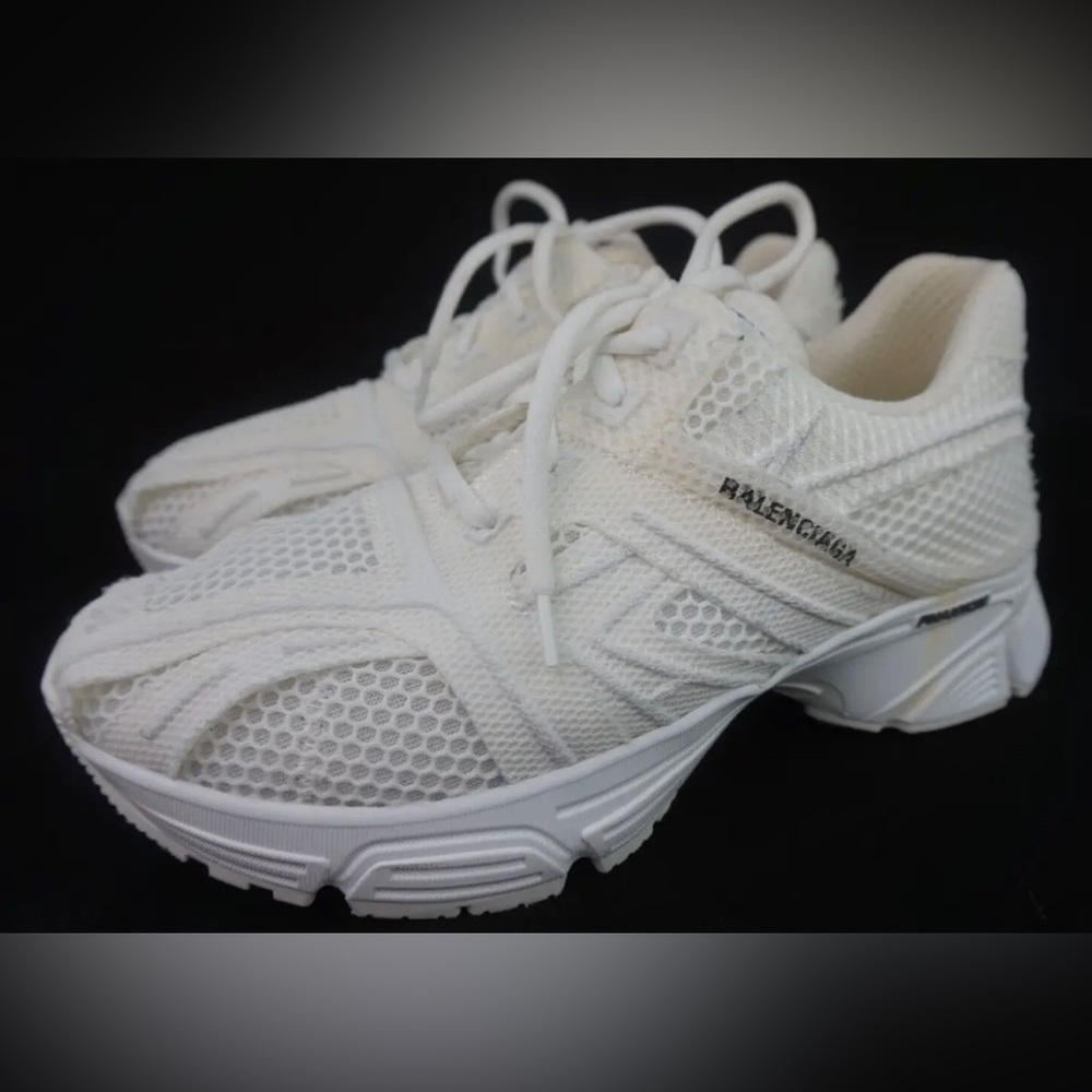 COPY - Balenciaga Phantom Sneaker Trainer (Triple White)